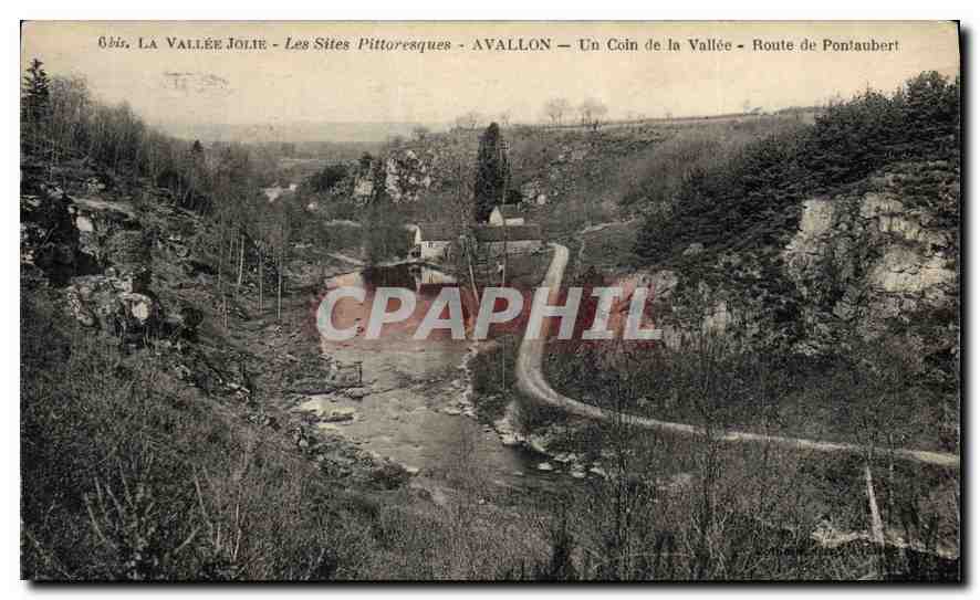 CPA La Vallee Jolie Les Sites Pittoresques Avallon Un coin de la Vallee Route de Pontaubert
