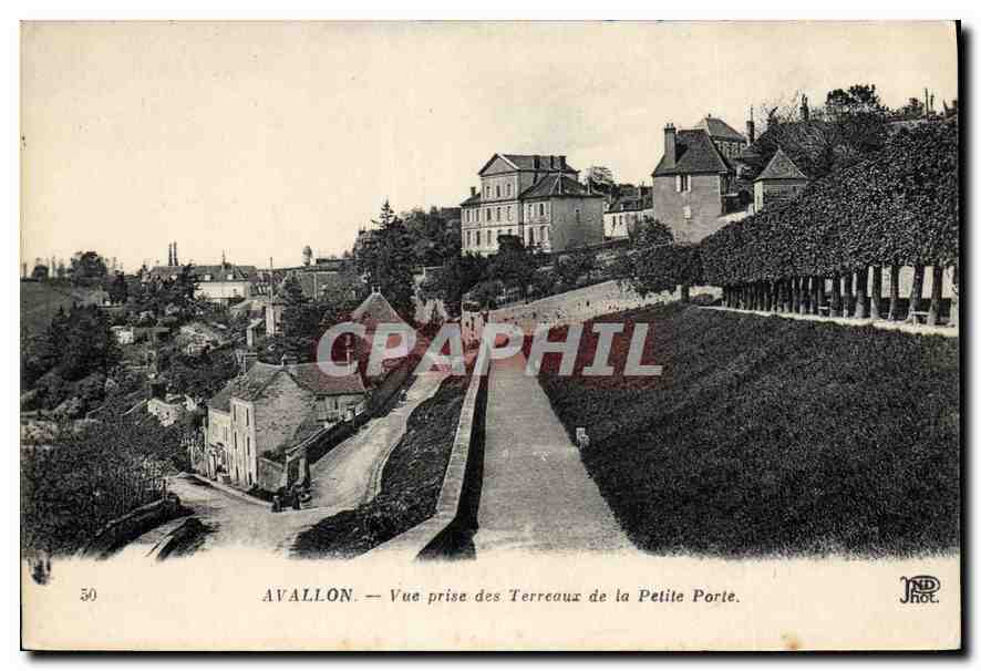Avallon — Vue prise des Terreaux de la Petite Porte — JND Phot.