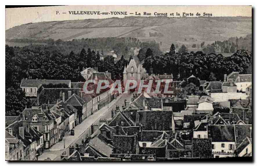 Villeneuve-sur-Yonne — La Rue Carnot et la Porte de Sens — Congrès Hachette