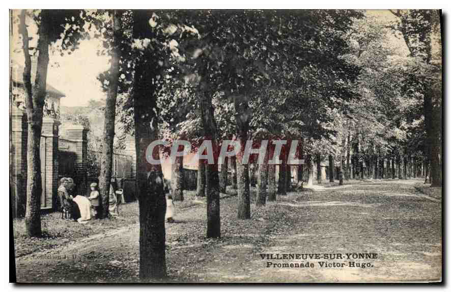 Villeneuve-sur-Yonne — Promenade Victor-Hugo — éditeur inconnu, n° de série non visible