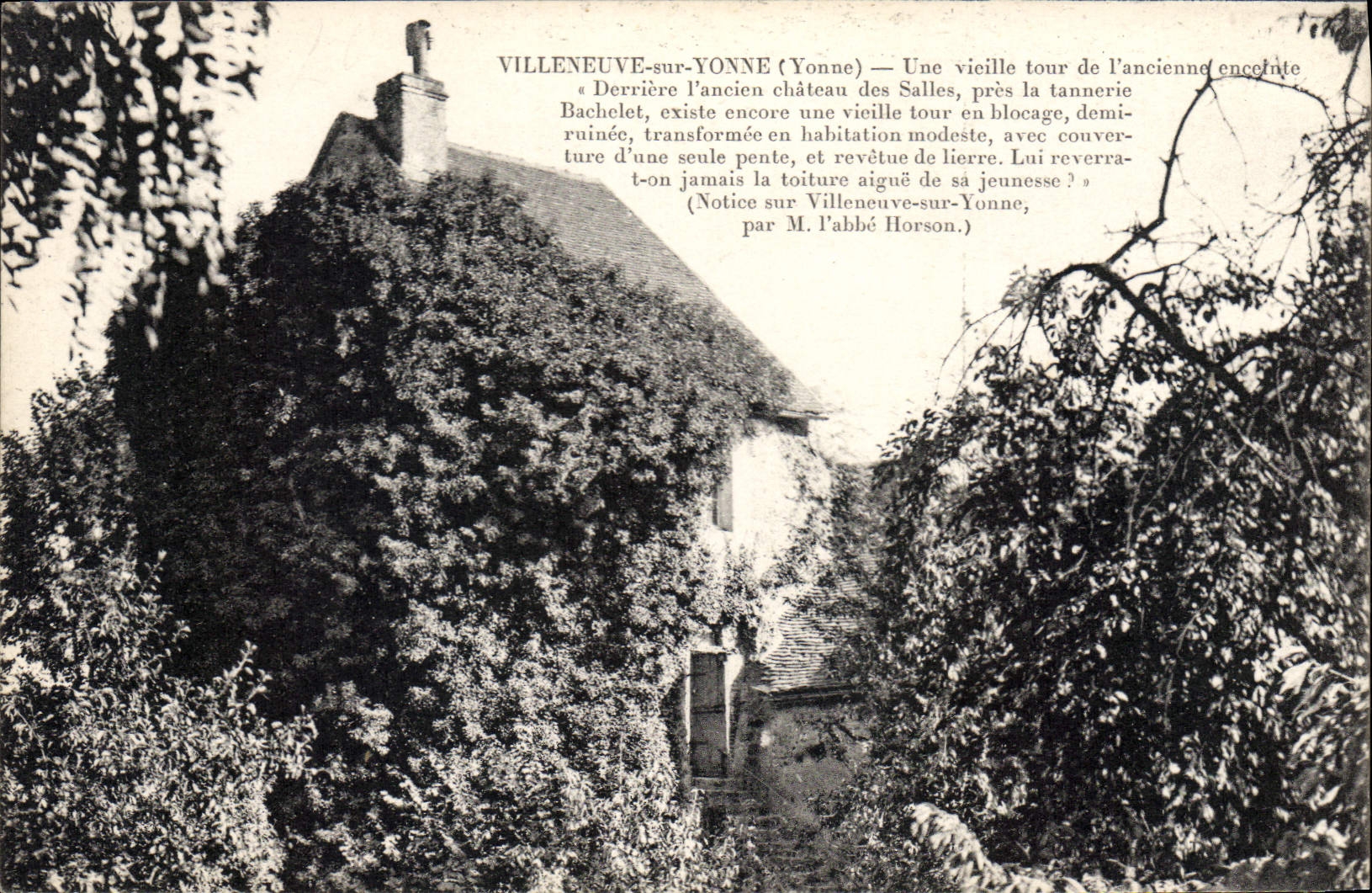 Villeneuve-sur-Yonne — Une vieille tour de l'ancienne enceinte