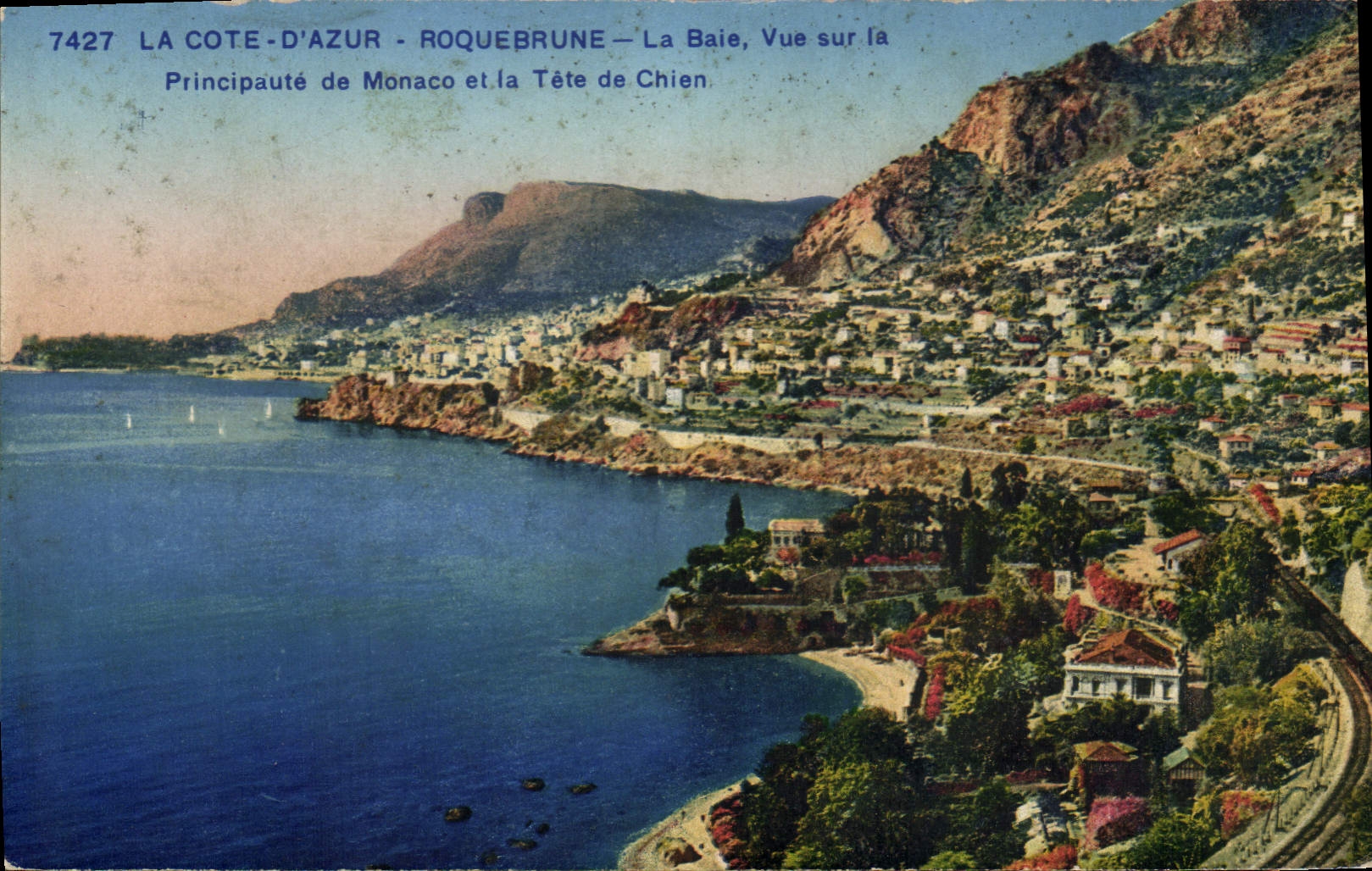 CPA La Cote d'Azur Roquebrune La Baie Vue sur la Principaute de Monaco et la Tete de Chien 