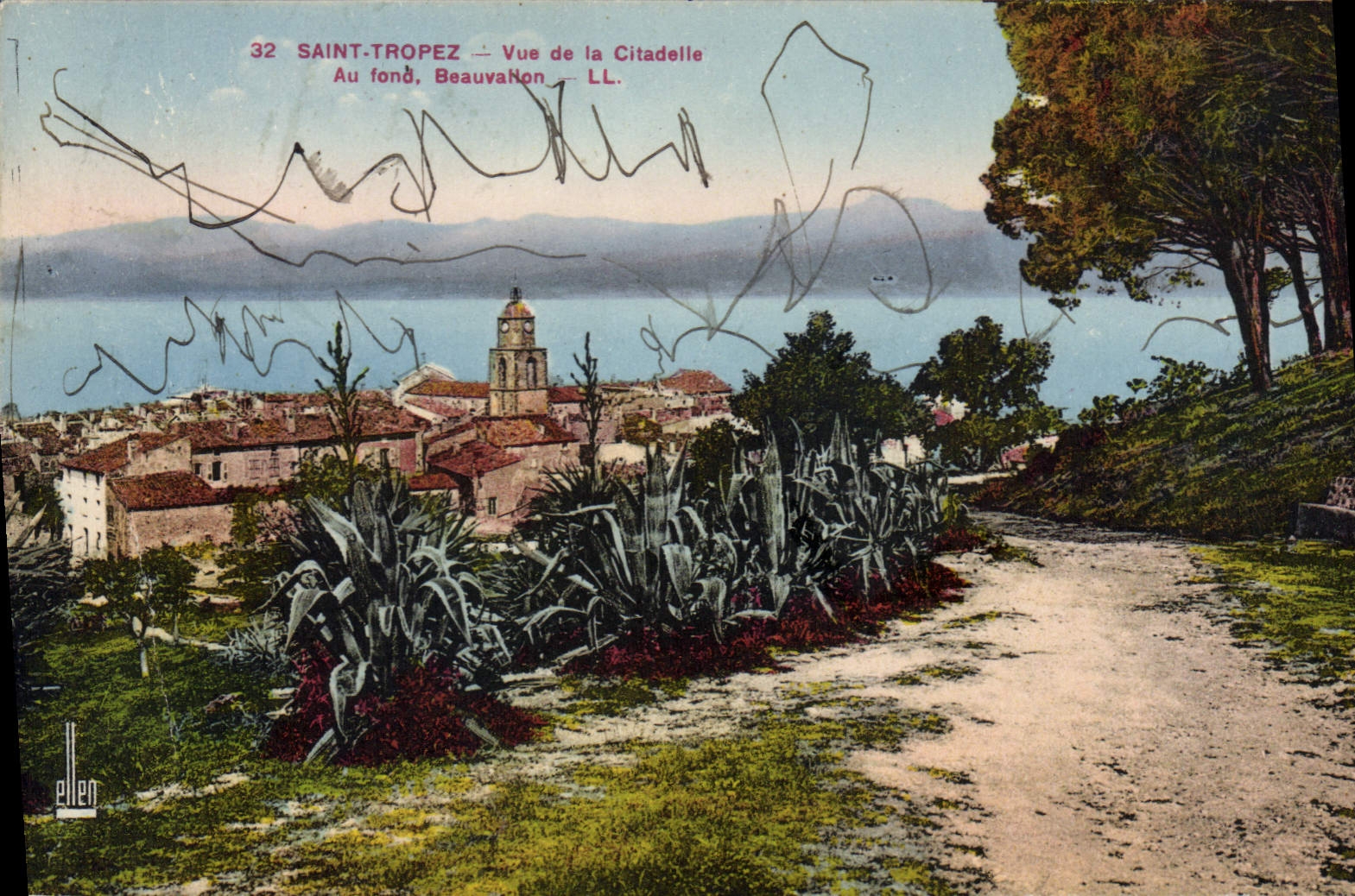 Saint-Tropez — Vue de la Citadelle — LL. — Éditeur Ellen, n°32