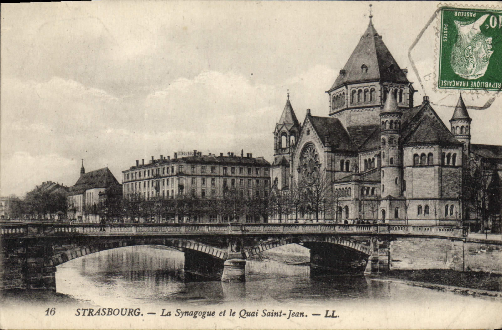 CPA Strasbourg La Synagogue et le Quai Saint Jean Judaica