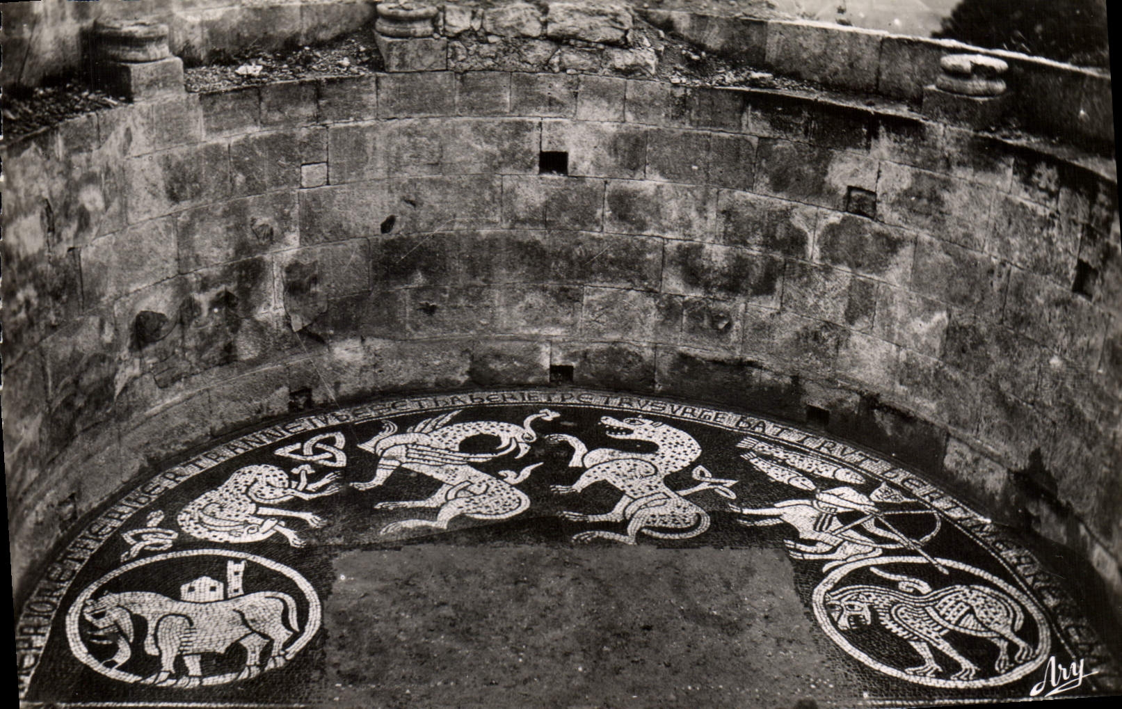 Ganagobie (B.-A.) — Mosaïque du XIIe siècle — Société d'Édition Tardy