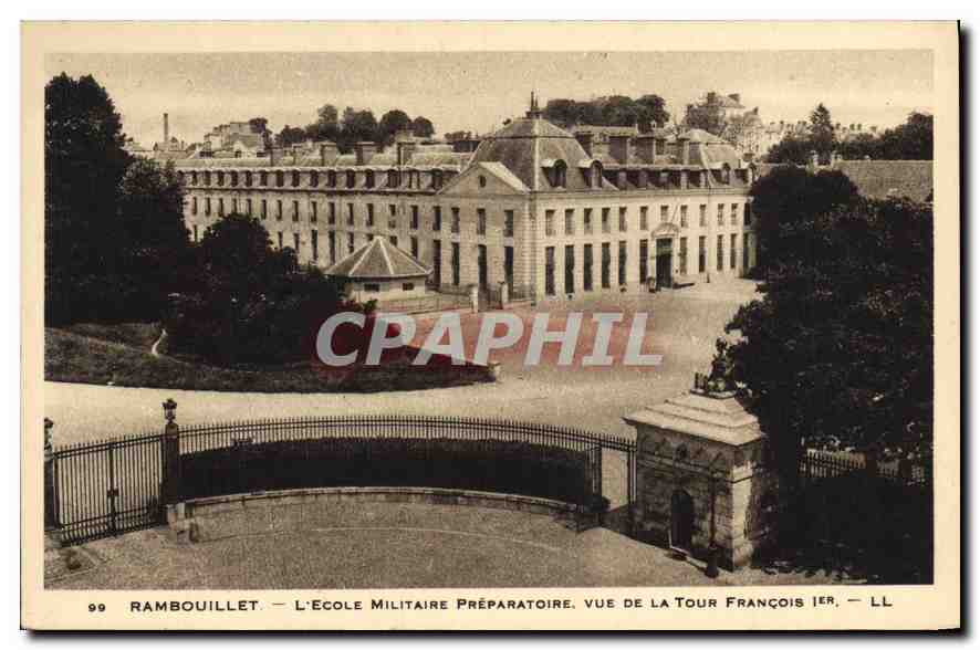 Rambouillet — L'École Militaire Préparatoire, vue de la Tour François Ier — LL