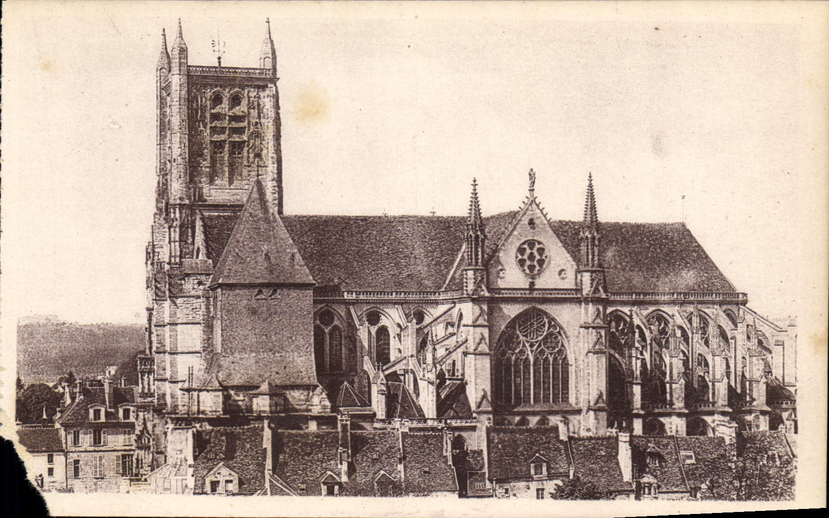 Meaux — La Cathédrale ND — Vue prise de l'Hôtel-de-Ville