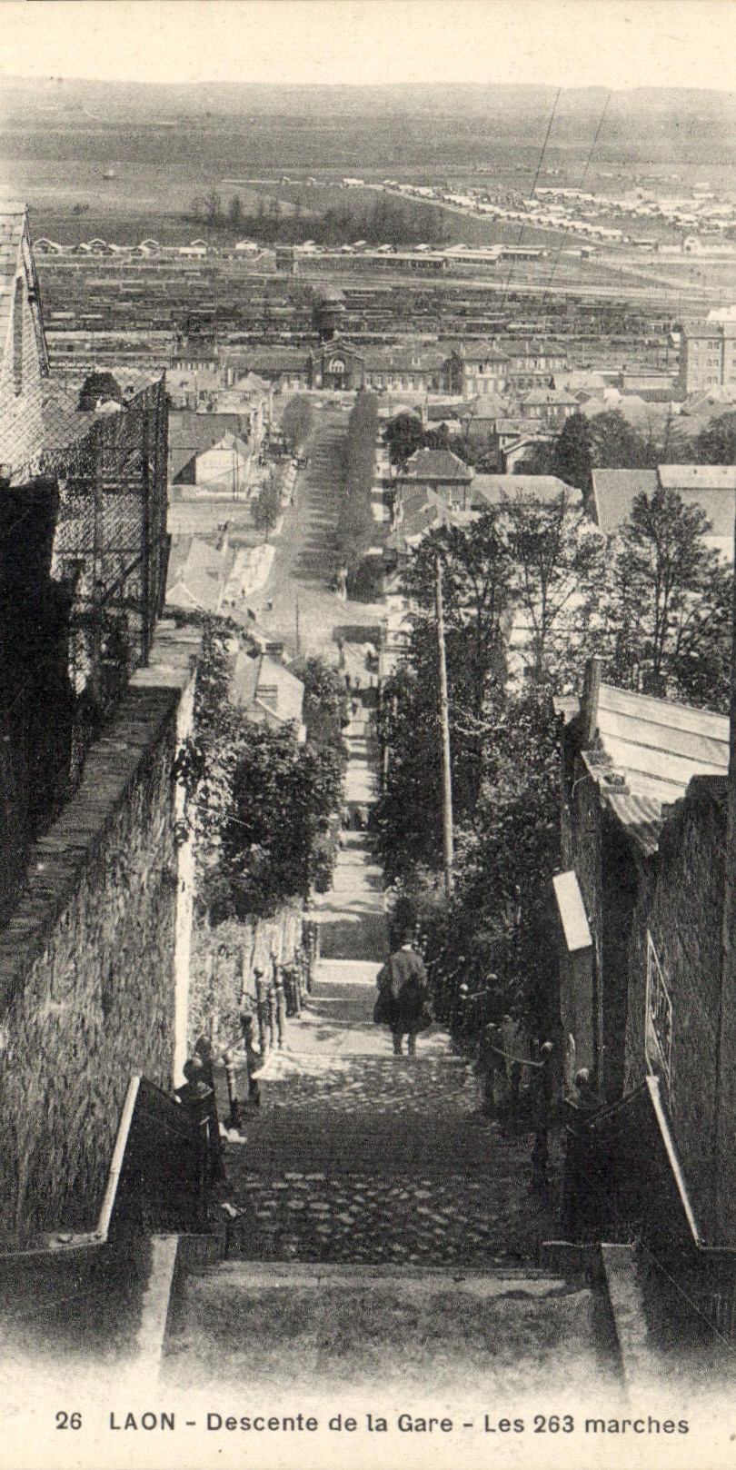 Laon - Descente de la Gare - Les 263 marches