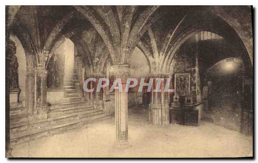CPA Insigne Basilique St Sernin de Toulouse Crypte des Corps Saints 