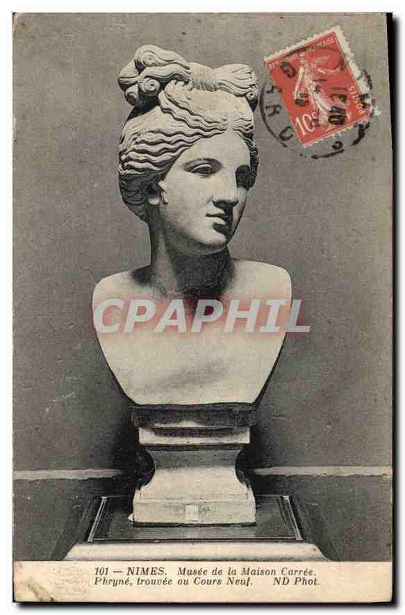 CPA Nimes Musee de la Maison Carree Phryne trouvee ou Cours Neuf 
