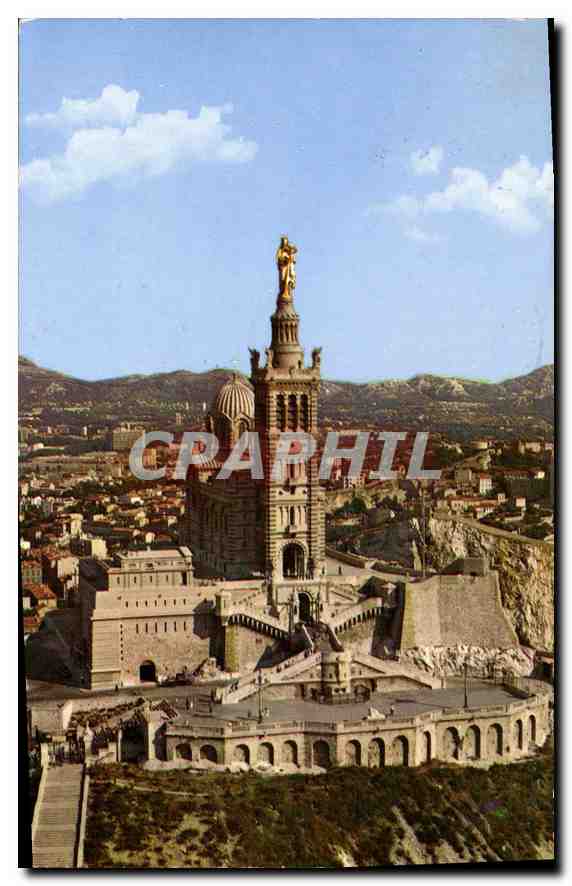 CPA Marseille Basilique Notre Dame de la Garde Vue aerienne 