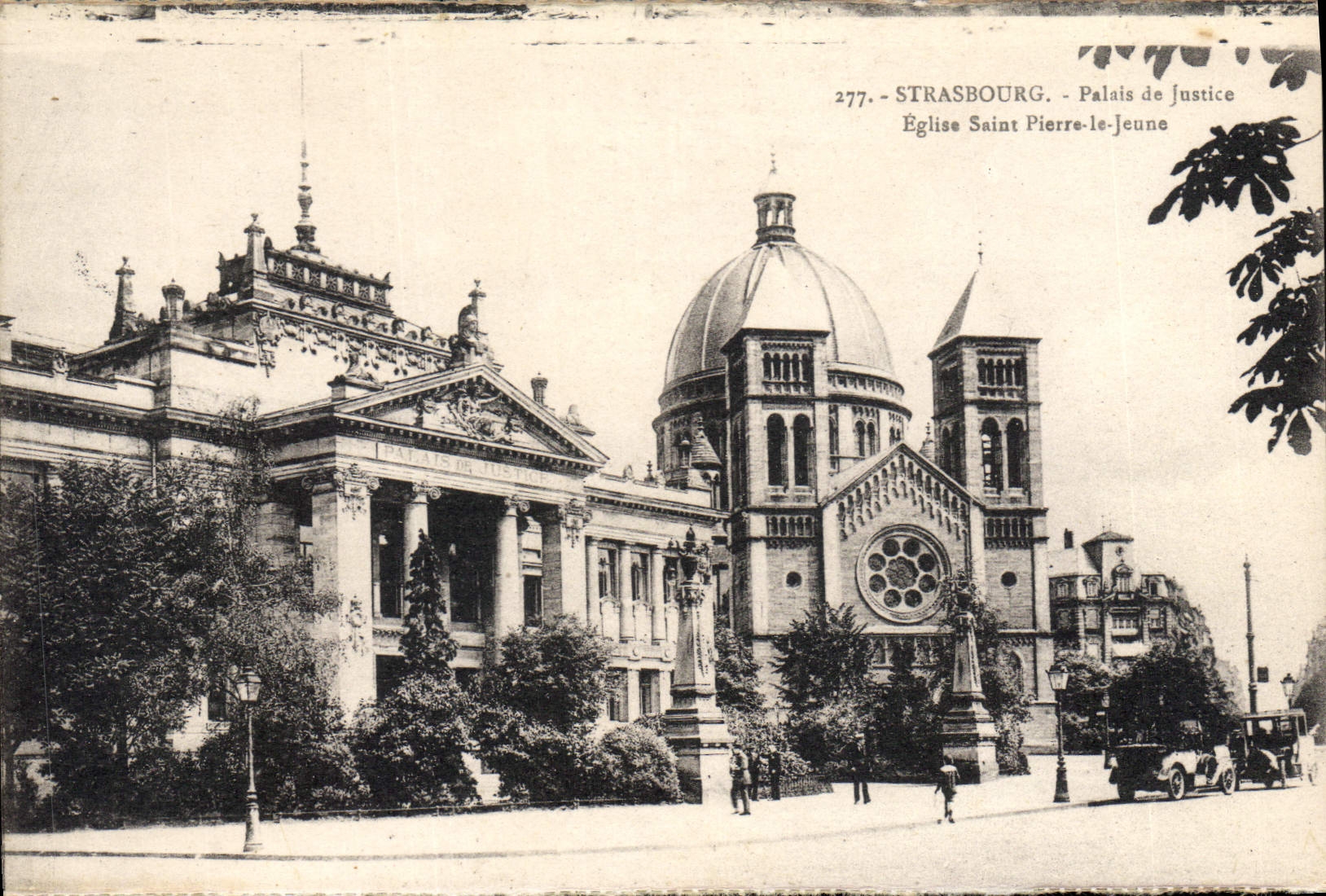 CPA Strasbourg Palais de Justice Eglise Saint Pierre le Jeune 
