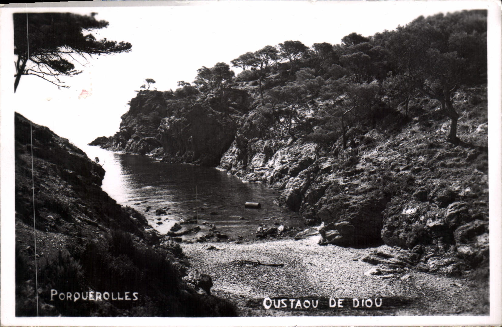 Oustaou de Dioù — Porquerolles — éditeur inconnu, n° de série non visible