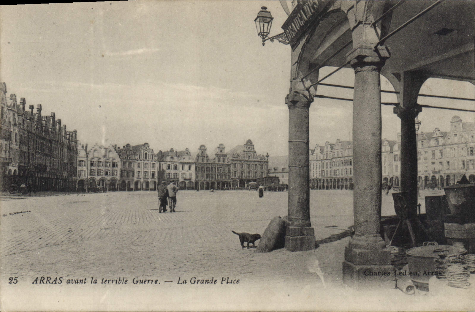 Arras vor der schrecklichen Krieg — Die Grande Place — Charles Ledieu, Arras