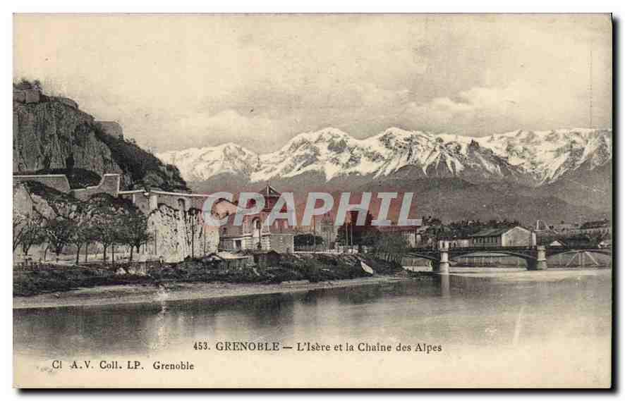 CPA Grenoble L'Isere et la Chaine des Alpes 