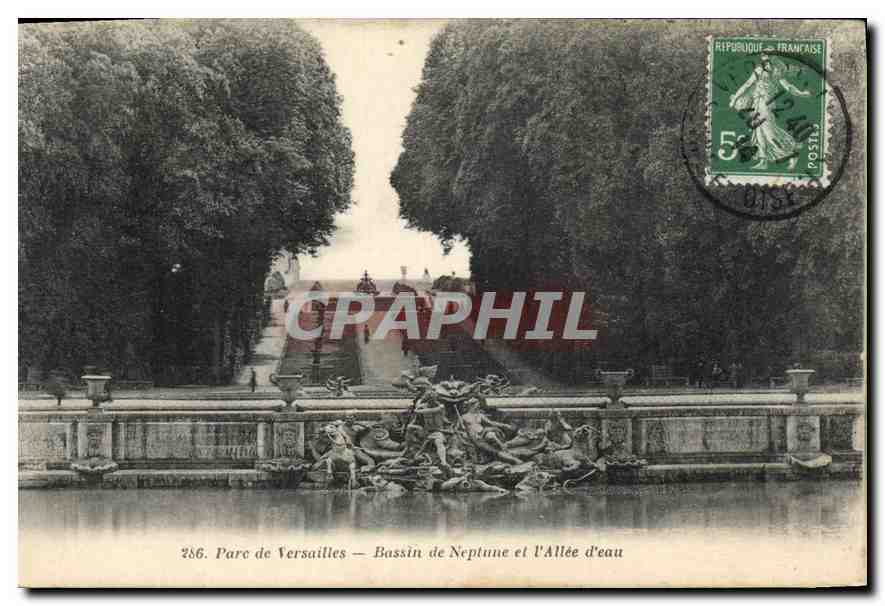 CPA Parc de Versailles Bassin de Neptune et l'Allee d'eau