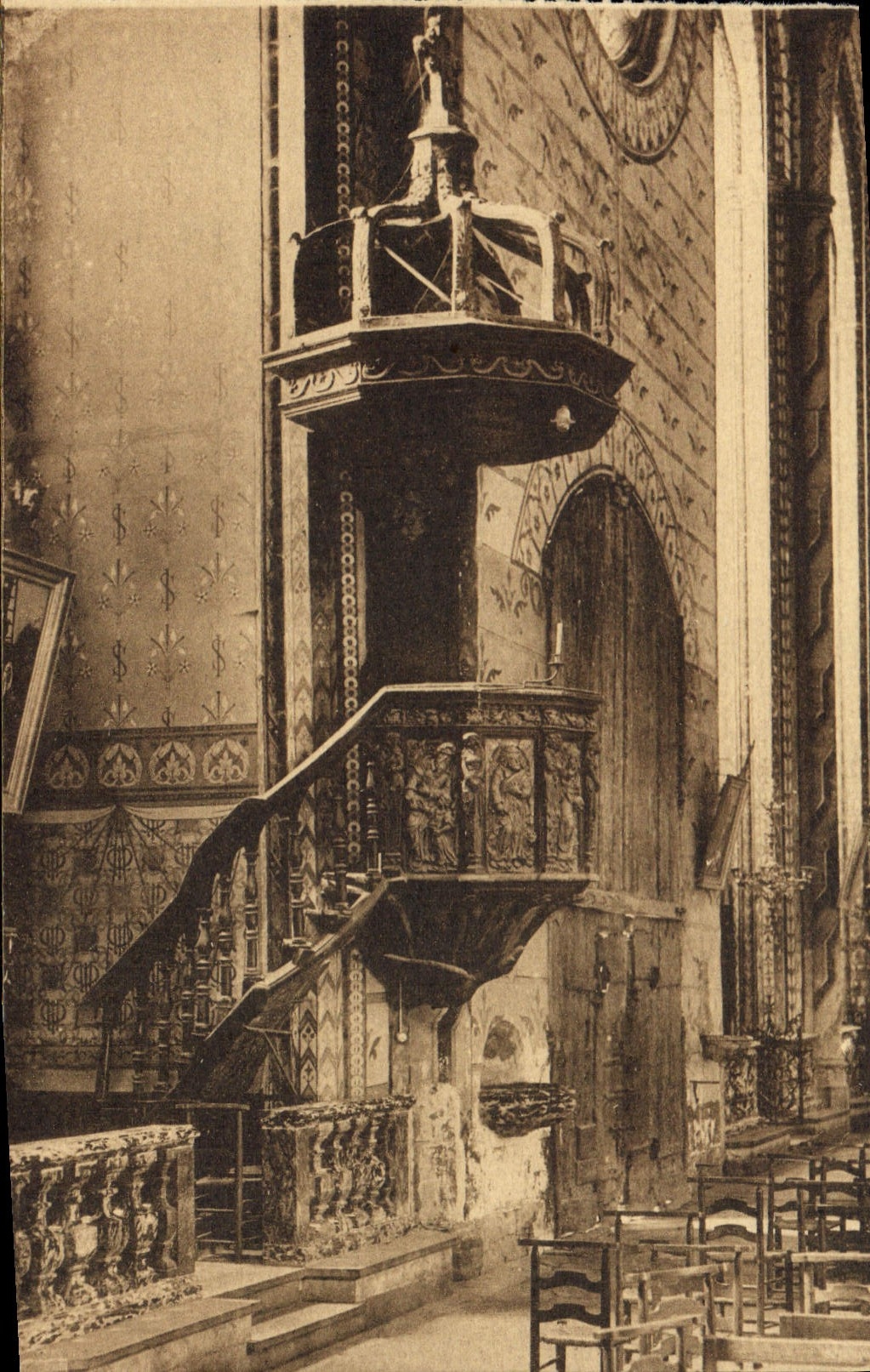CPA Montreal Chaire de l'Eglise ou St Dominique a preche 