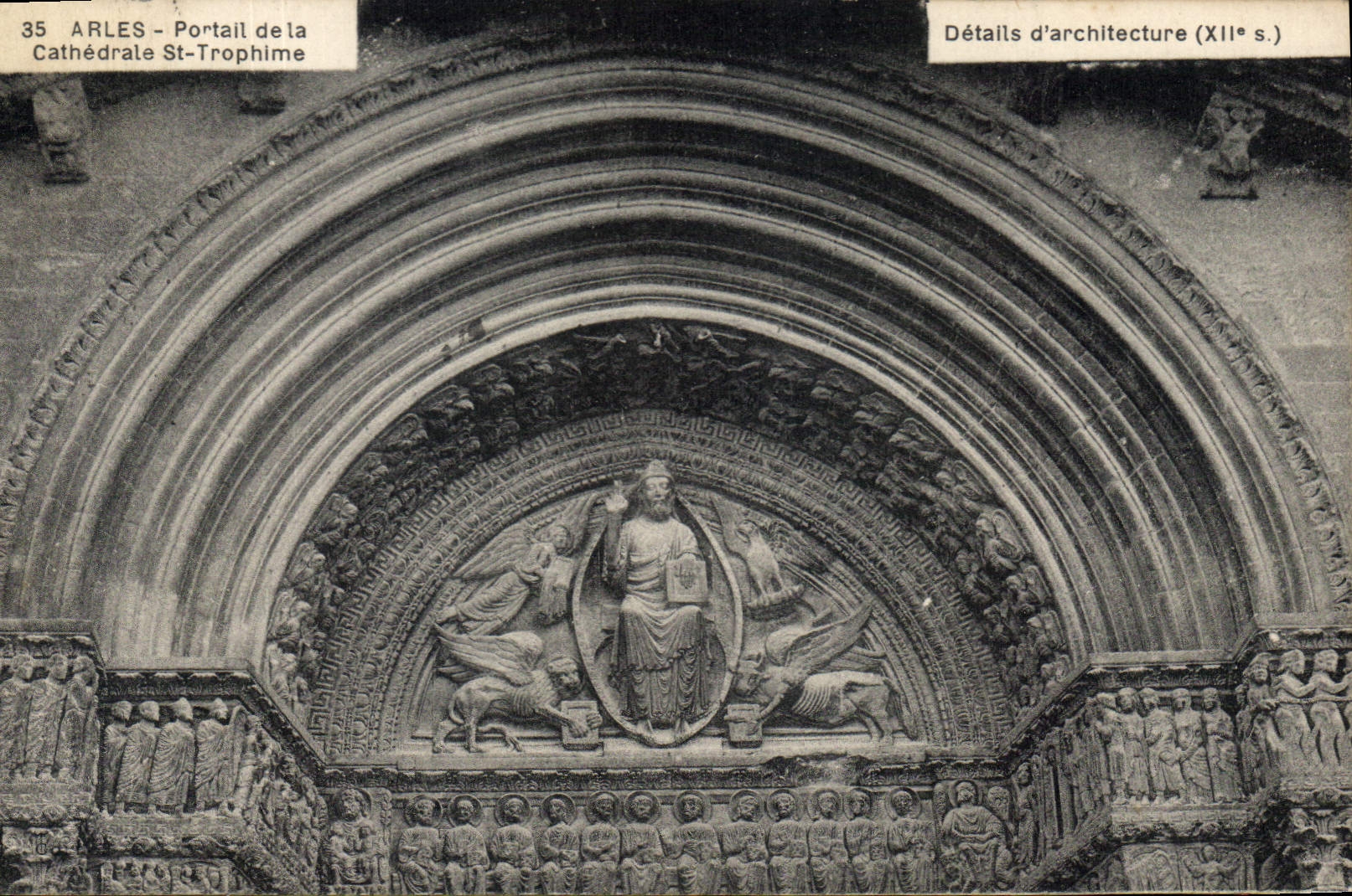 CPA Arles Portail de la Cathedrale St Trophime details d'architecture XII S 
