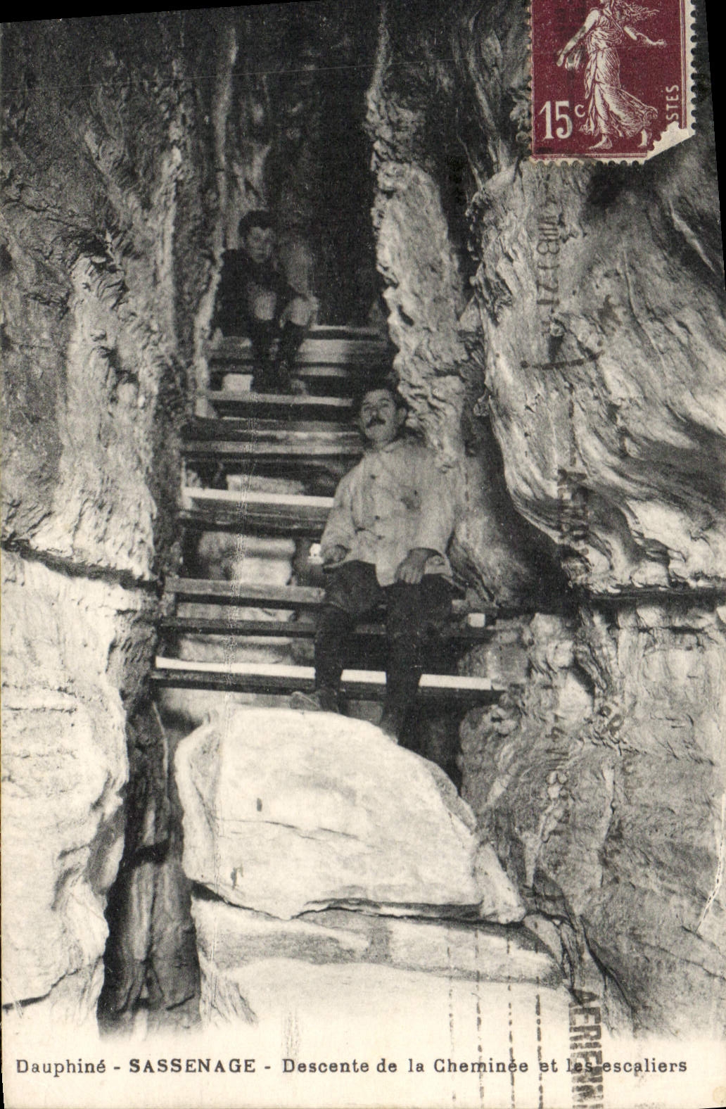 Dauphiné - Sassenage - Descente de la Cheminée et les escaliers