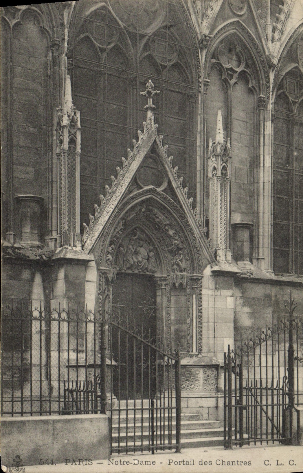 CPA Paris Notre Dame Portail des Chantres