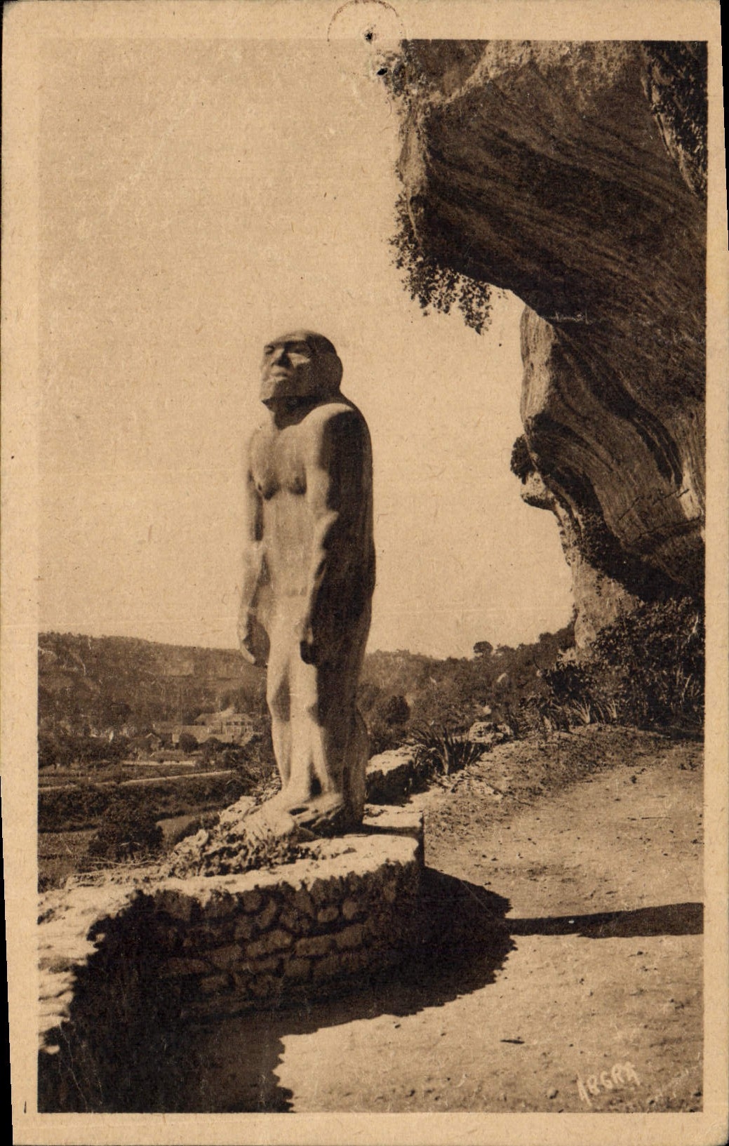 CPA Les Eyzies Dordogne Capitale prehistorique L'Homme primitif de Paul Darde 