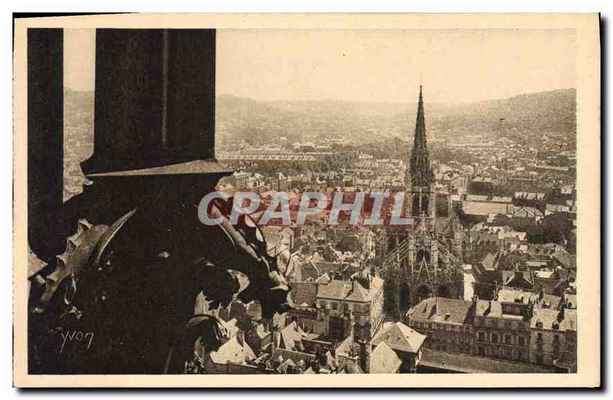 CPA La Douce France Rouen Panorama sur la Cote Sainte Catherine et Eglise Saint Maclou 