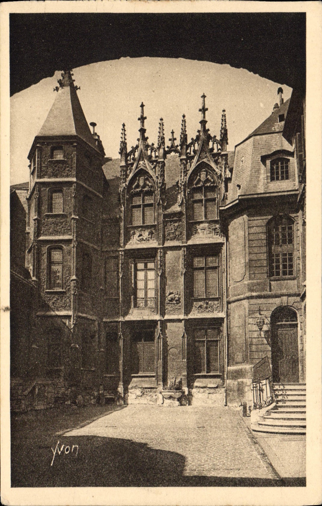 CPA La Douce France Rouen Hotel du Bourgtherouide 