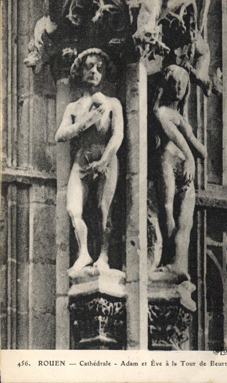 CPA Rouen Cathedrale Adam et Eve a la Tour de Beurre 