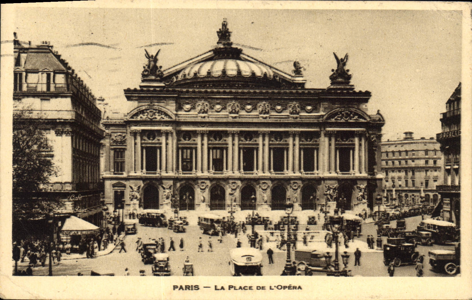 CPA Paris La Place de l'Opera 