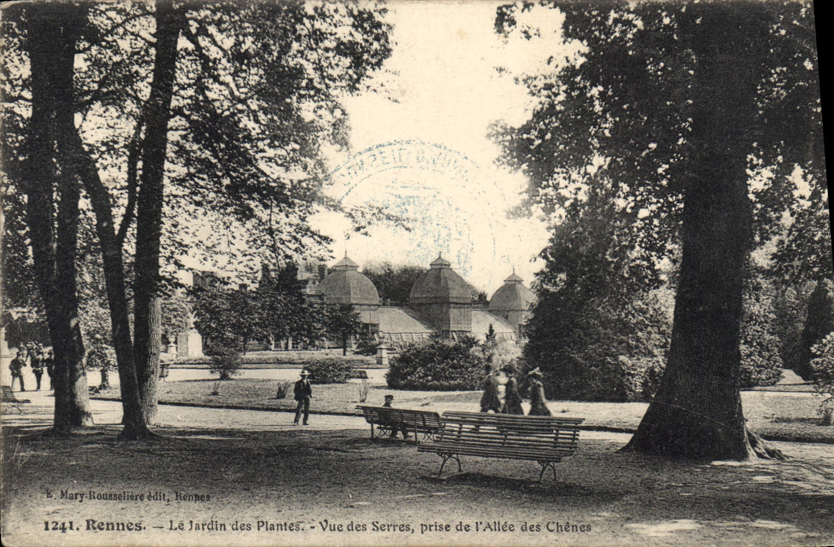 Rennes - Le Jardin des Plantes - Vue des Serres, prise de l'Allée des Chênes — E. Mary-Rousselière, Rennes, n°1241