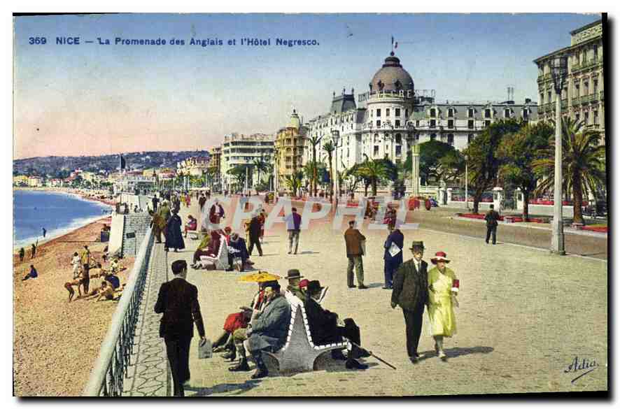 CPA Nice La Promenade des Anglais et l'Hotel Negresco 
