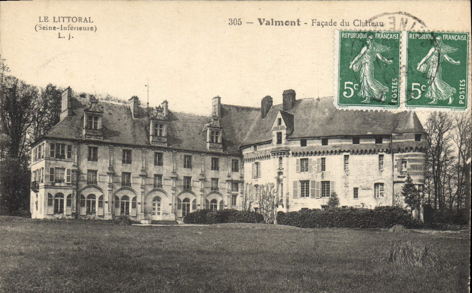 CPA Le Littoral Seine Inferieure Valmont Facade du Chateaux 