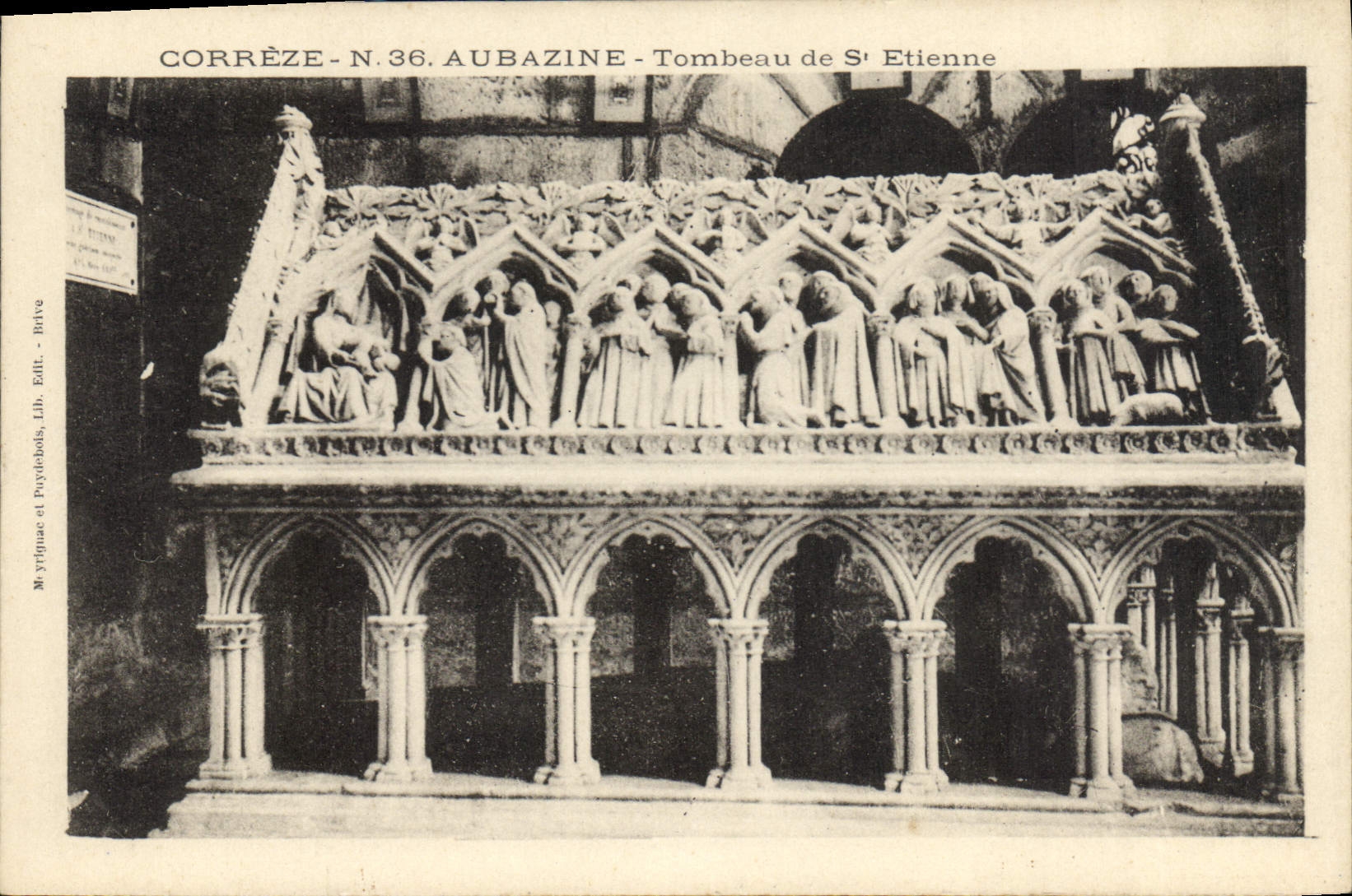 CPA Correze Aubazine Tombeau de St Etienne 