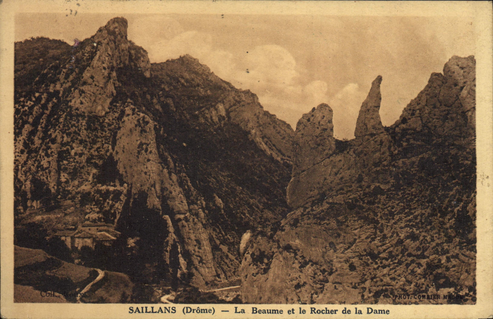 Saillans (Drôme) — La Beaume et le Rocher de la Dame — Phot. Combiér