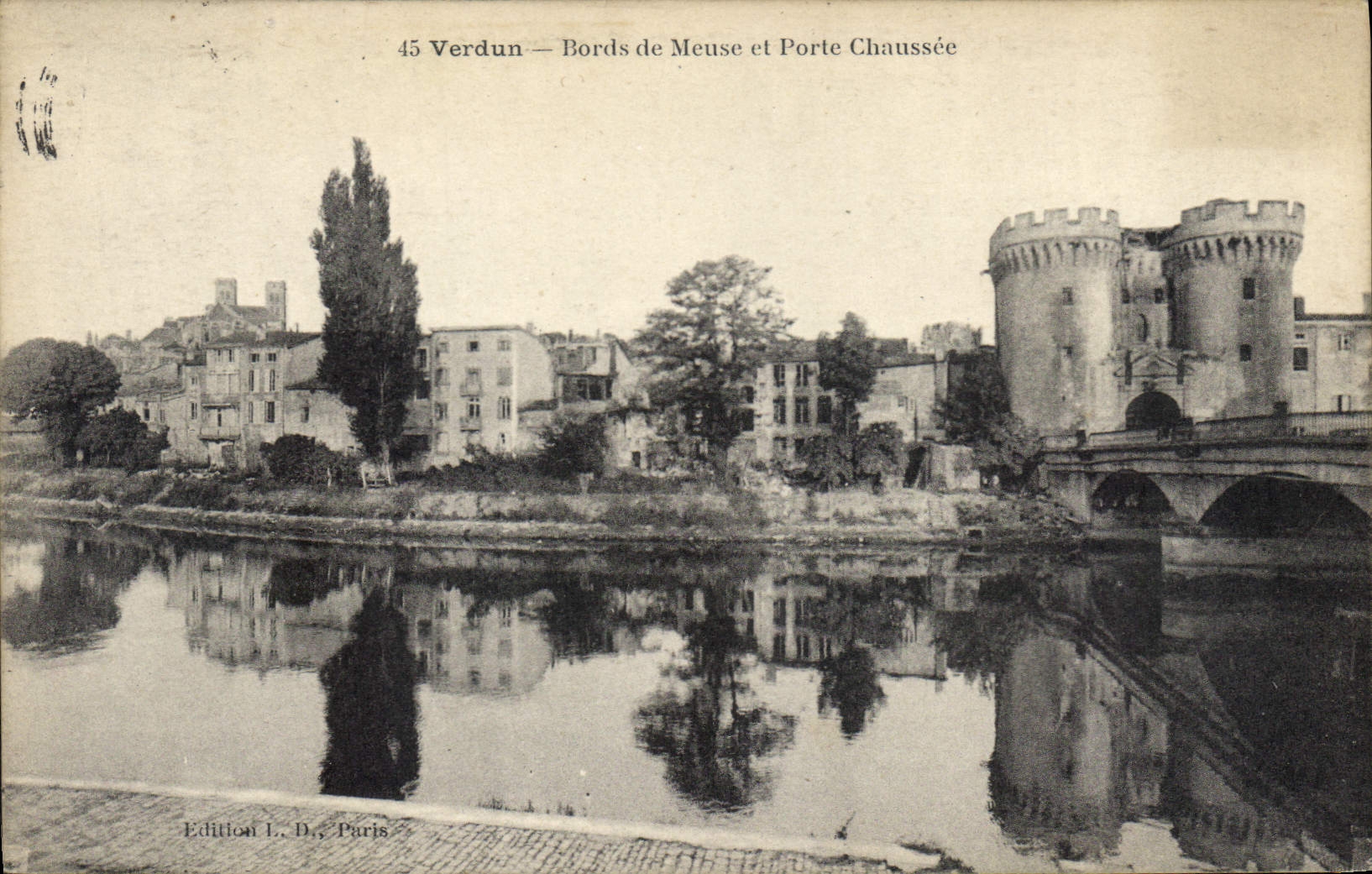 CPA Verdun Bords de Meuse et Porte Chaussee 