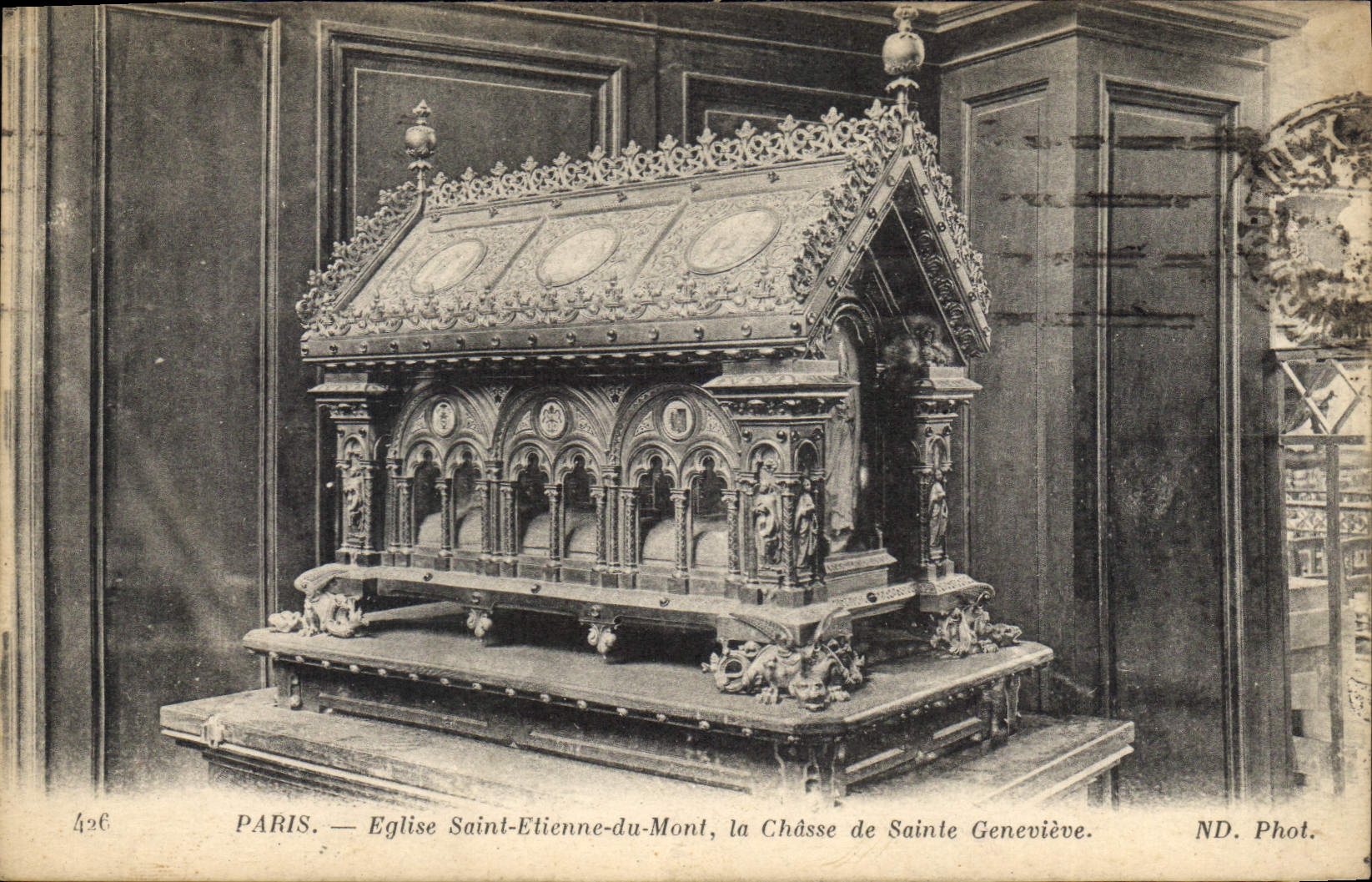CPA Paris Eglise Saint Etienne du Mont la Chasse de Sainte Genevieve 