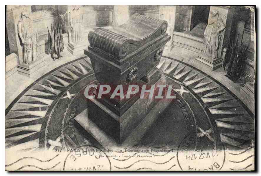 CPA Paris Les Invalides le Tombeau de Napoleon Ier 