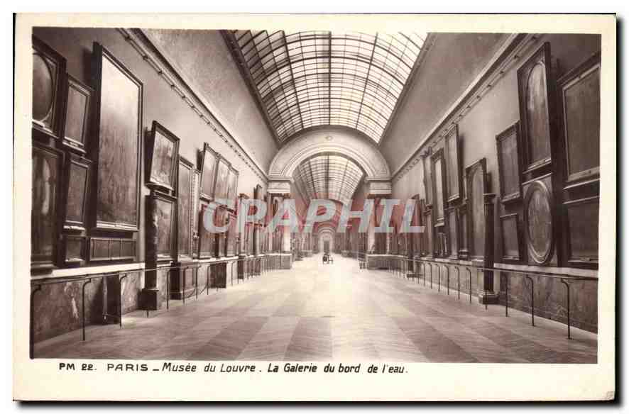 CPA Paris Musee du Louvre La Galerie du bord de l'eau 