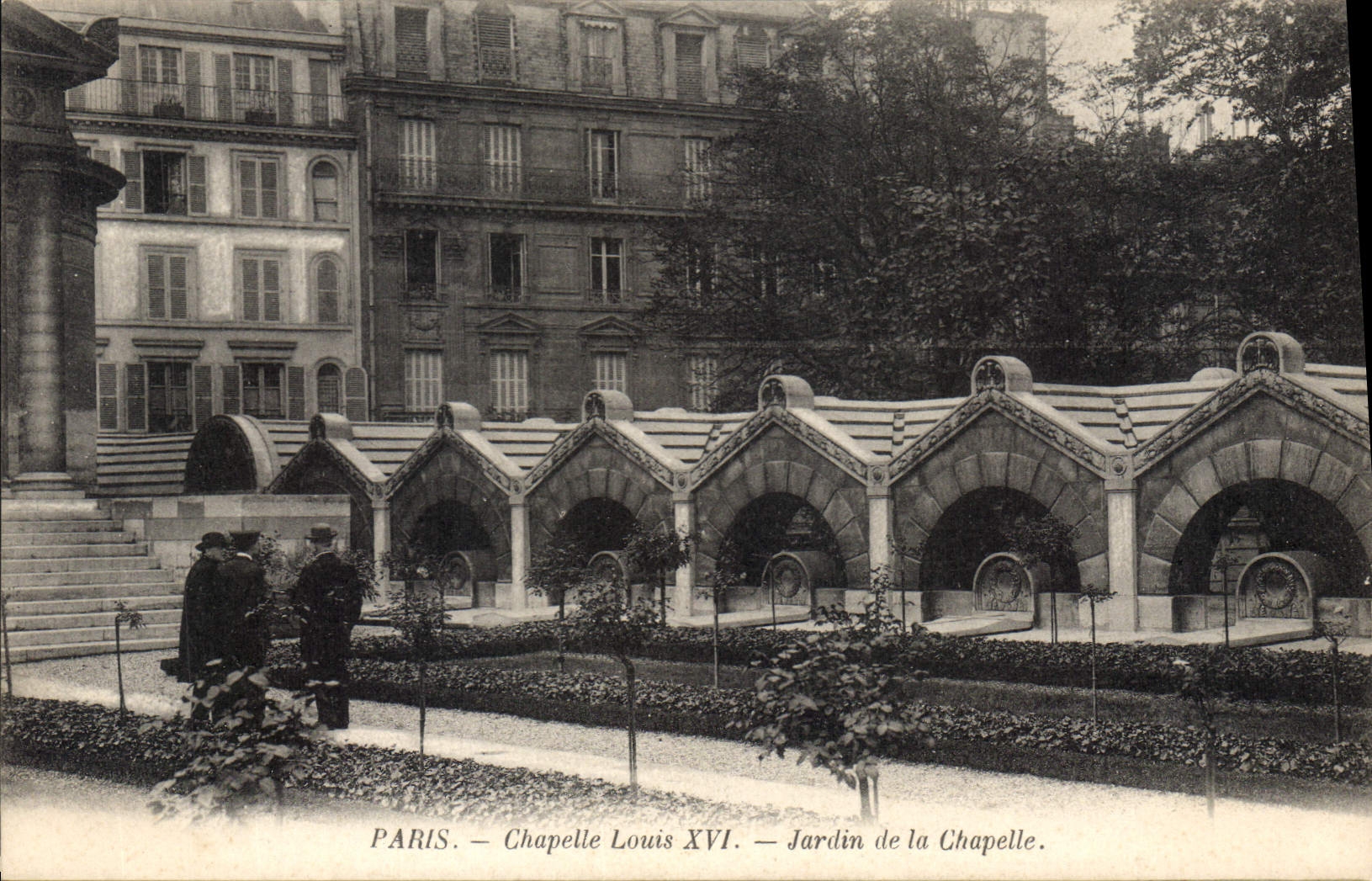 CPA Paris Chapelle Louis XVI Jardin de la Chapelle 