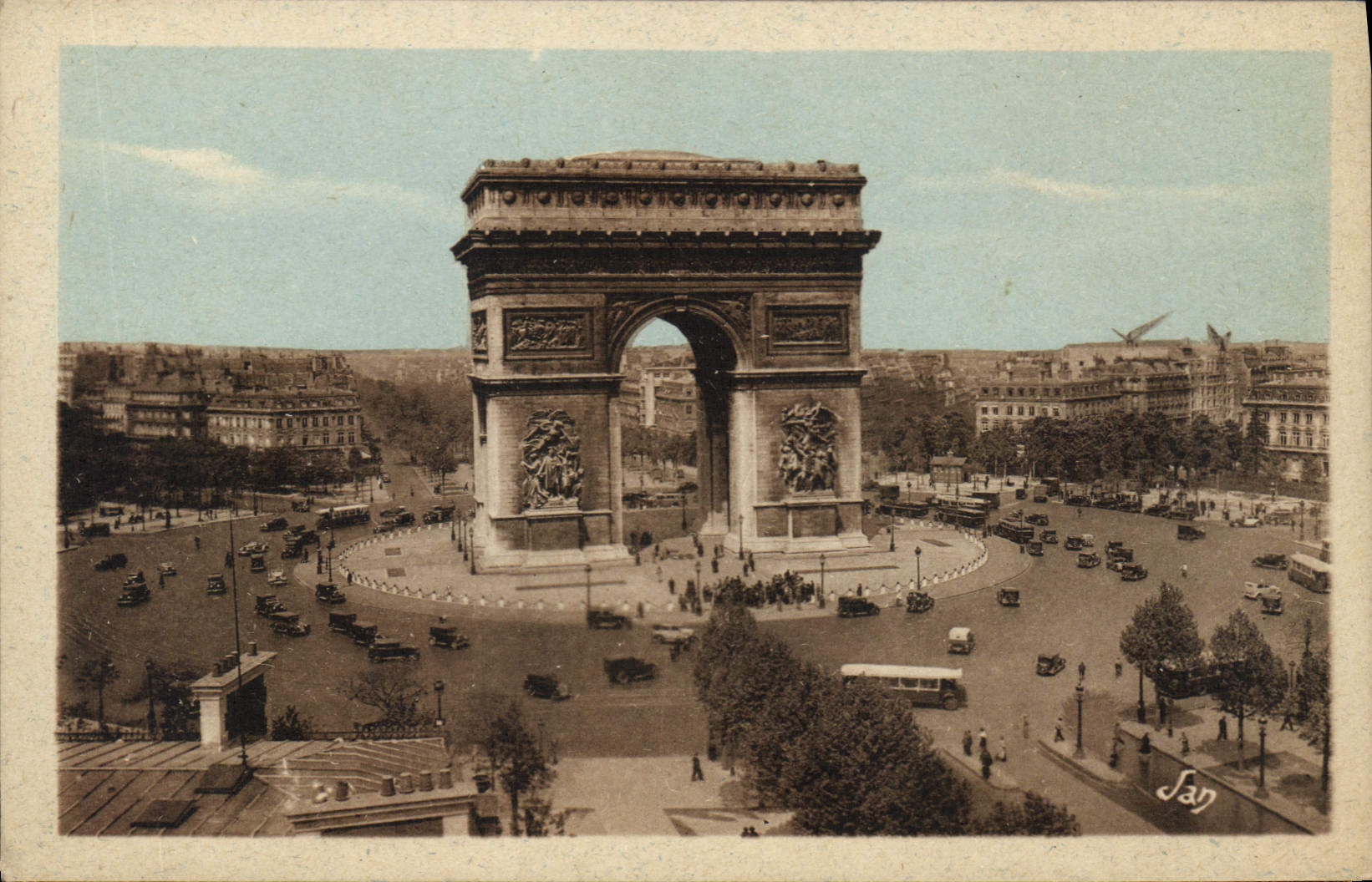 CPA Paris La Place de l'Etoile l'Arc de Triomphe 