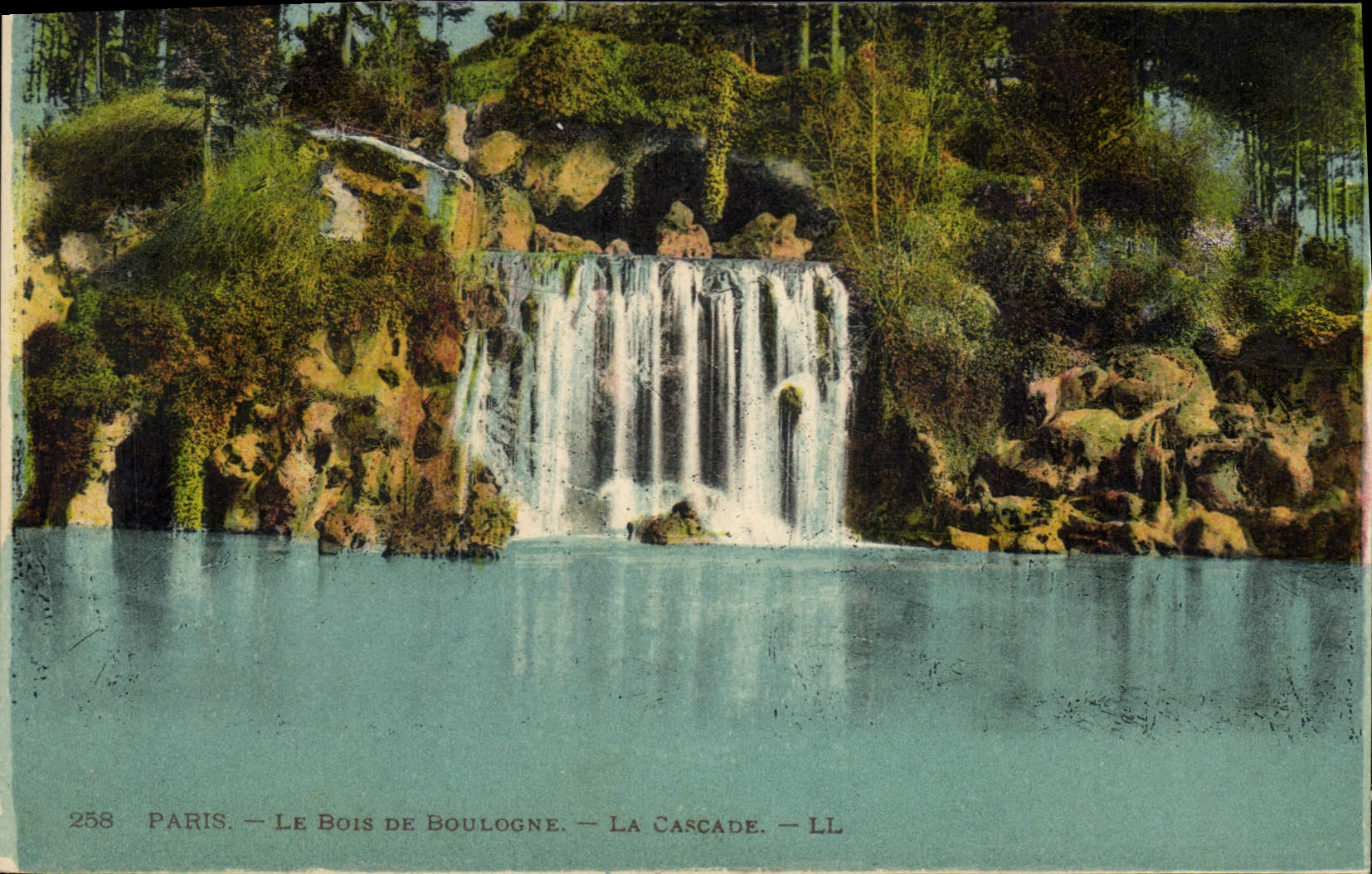 CPA Paris Le Bois de Boulogne La Cascade 