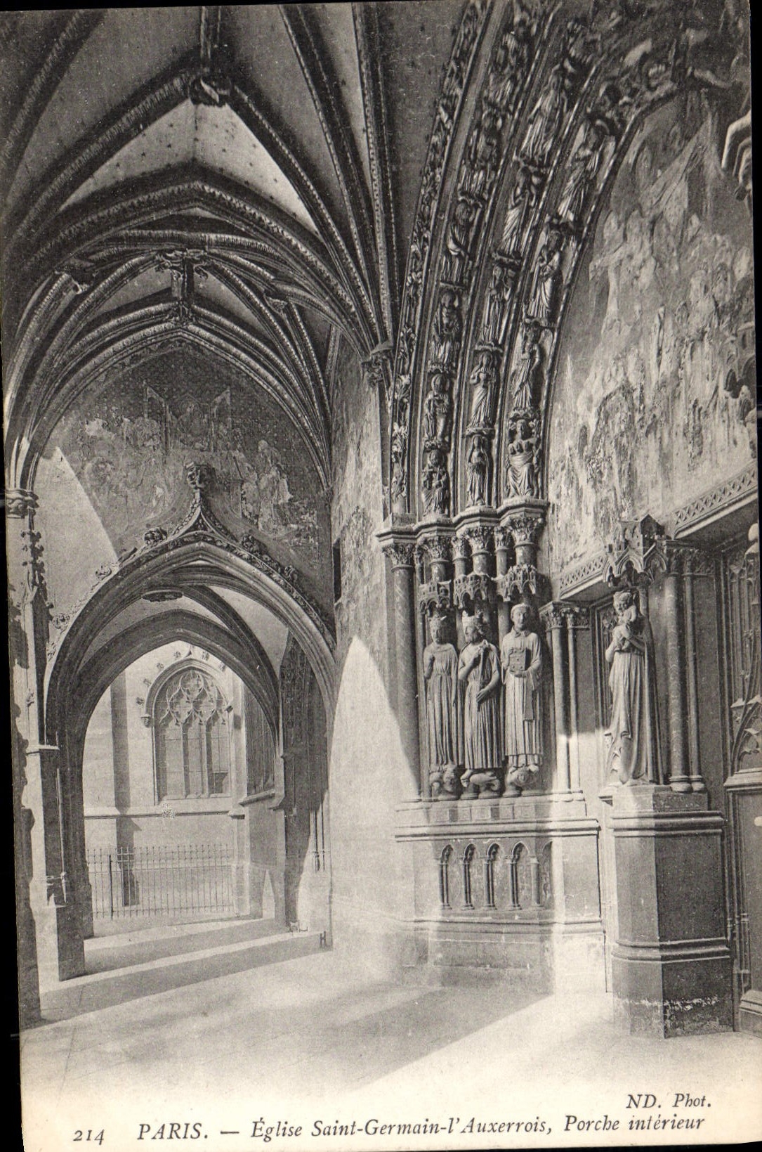 CPA Paris Eglise Saint Germain l'Auxerrois Porche interieur 