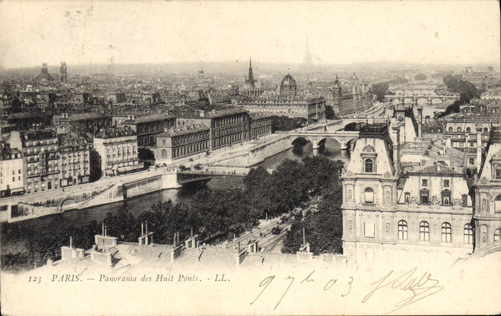 CPA Paris Panorama des Huit Ponts 