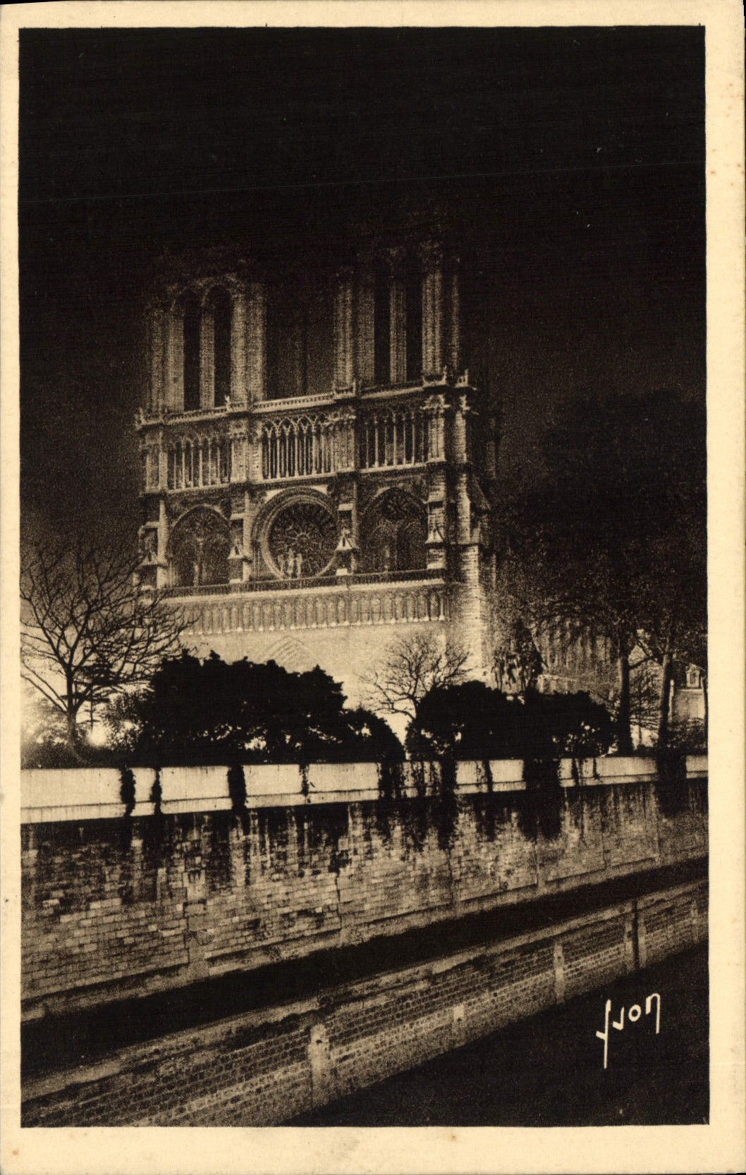 CPA Paris en flanant Notre Dame 