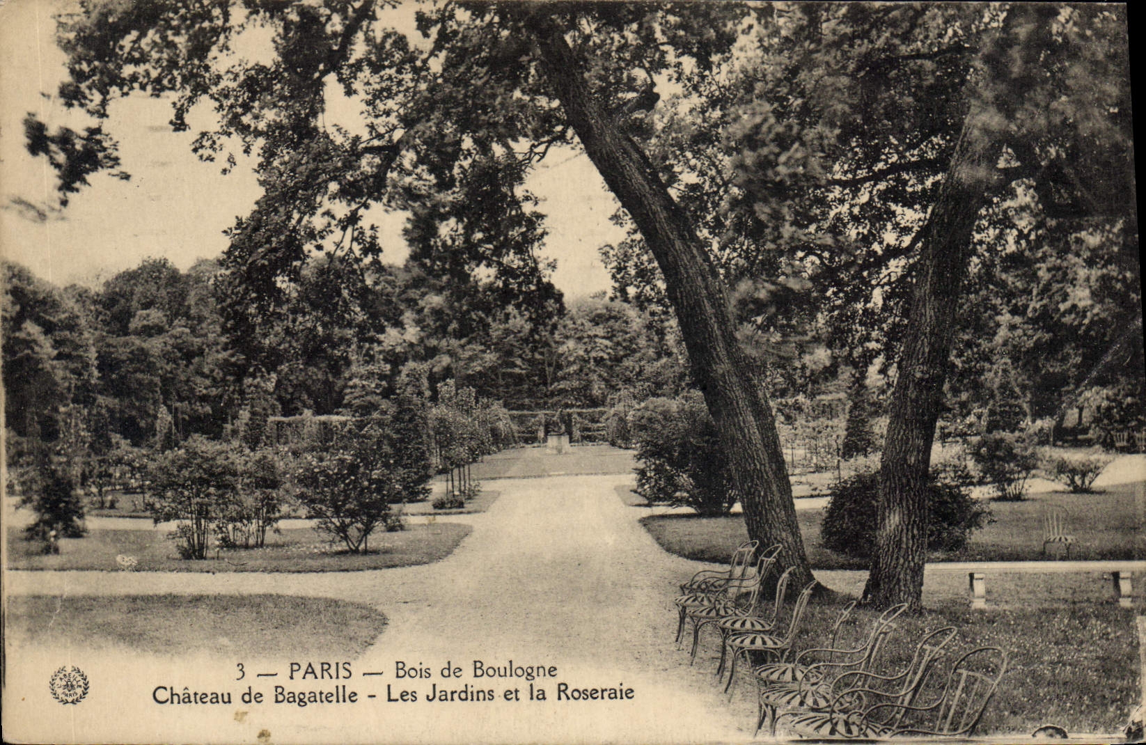 CPA Paris Bois de Boulogne Chateau de Bagatelle les Jardins et la Roseraie 