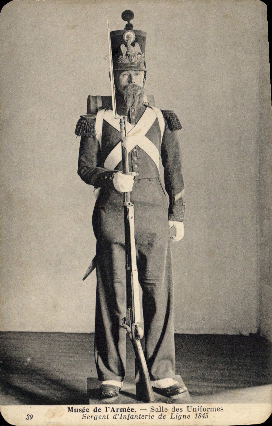 Sergent d'Infanterie de Ligne 1845 — Musée de l'Armée — Salle des Uniformes — n°39