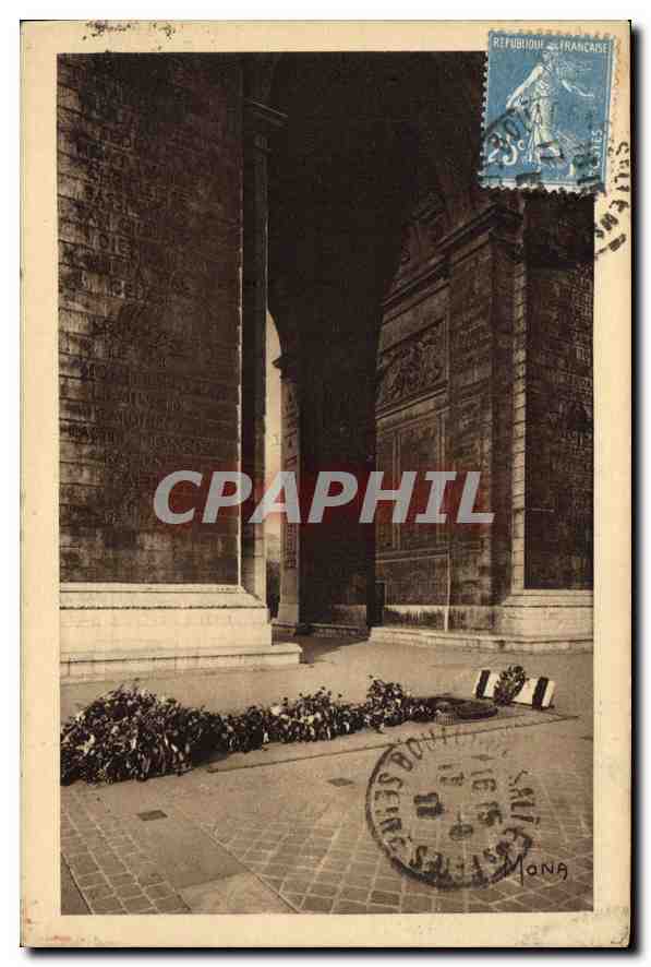 CPA Paris La Tombe du Soldat Inconnu Sous l'Arc de Triomphe 