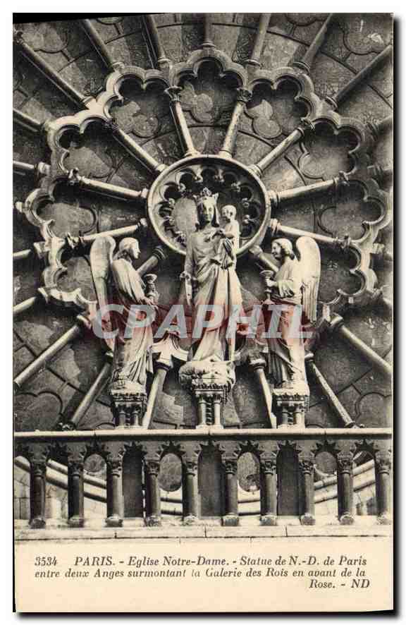 CPA Paris Eglise Notre Dame Statue de N D de Paris entre deux Anges surmontant la Galerie des Rois e