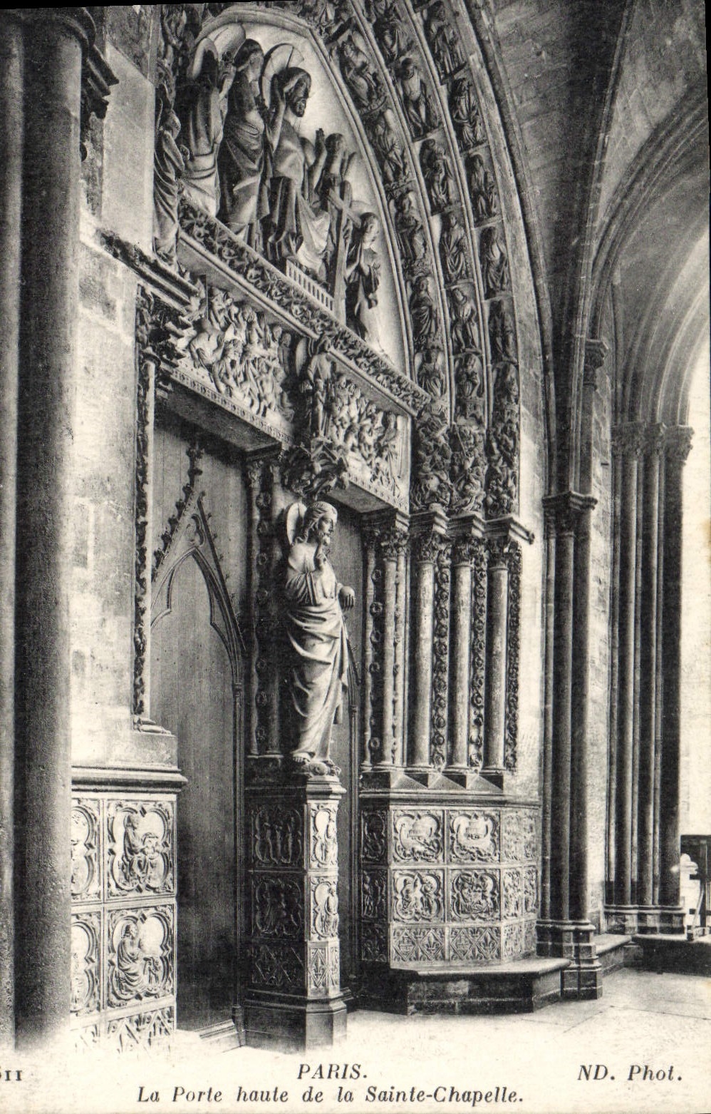 CPA Paris La Porte haute de la Sainte Chapelle 