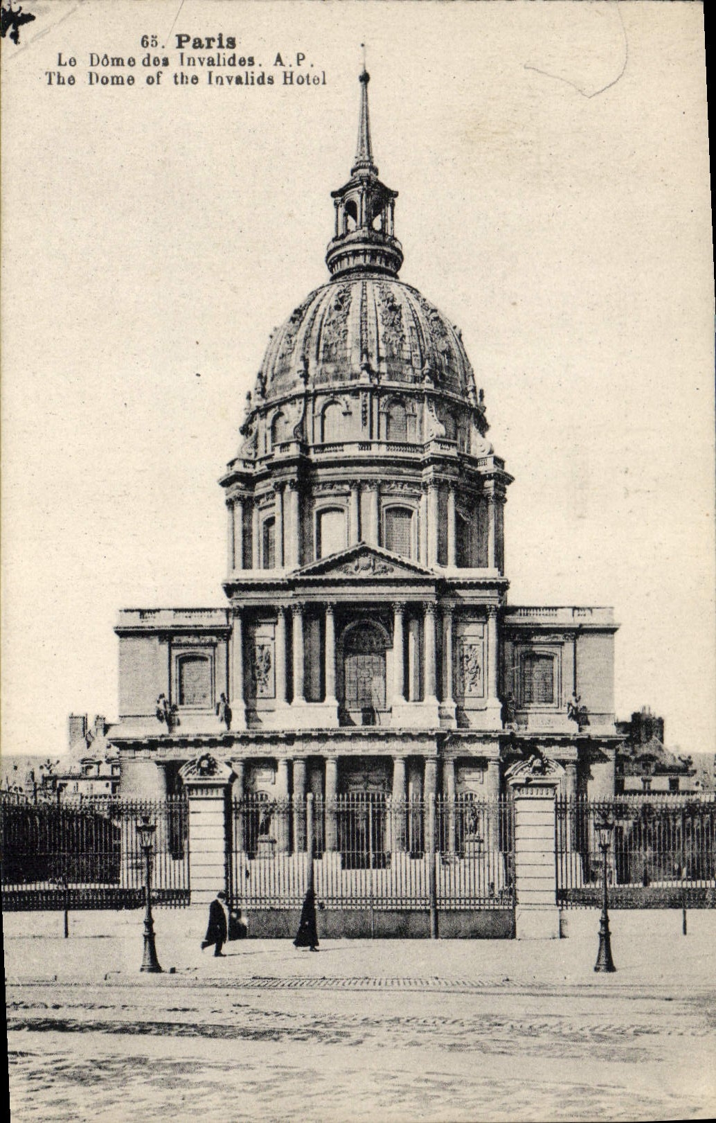CPA Paris Le Dome des Invalides 